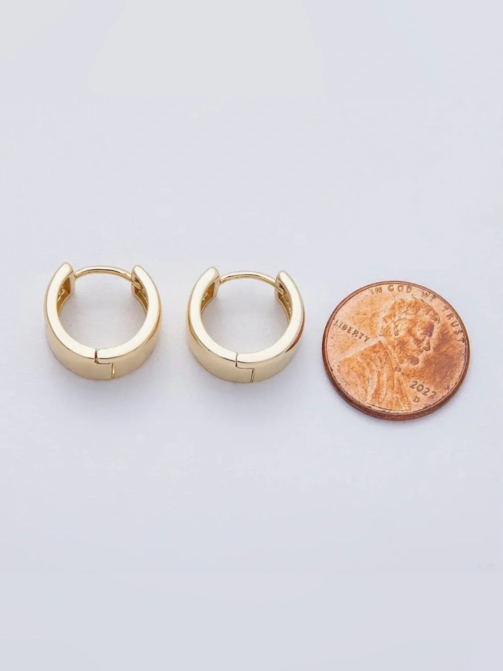 14K Gold Filled 15mm Minimalist Plain Wide Huggie Earrings